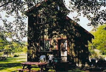 Forest Echoes Cabins Cultus Lake Bagian luar foto